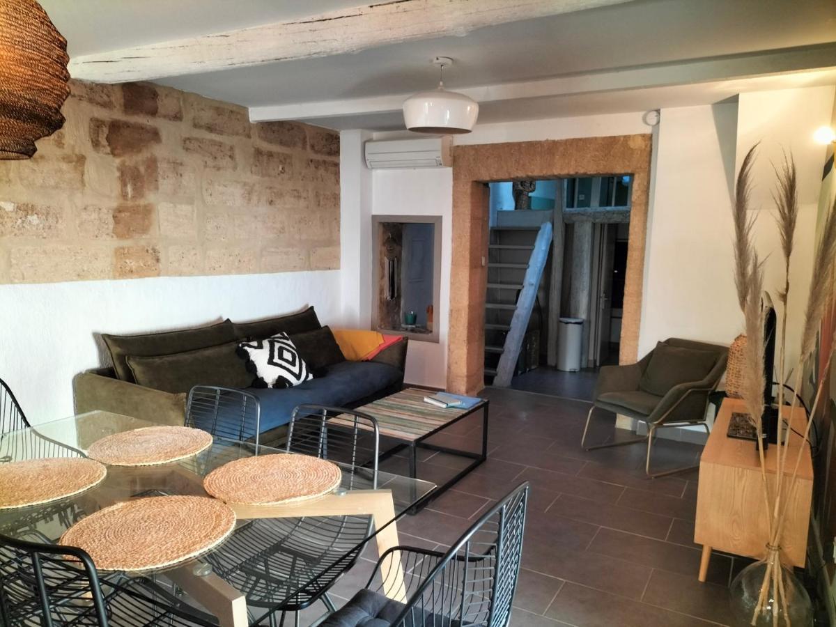 Maison De Village Familiale Pont Du Gard, Toit Terrasse, Barbecue, Fibre ヴェール・ポン・デュ・ガル エクステリア 写真